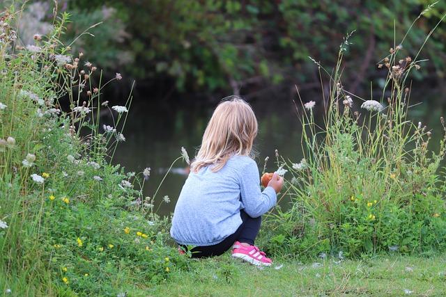 Comparing Different Types of Squat Wedges: Foam vs. Wooden